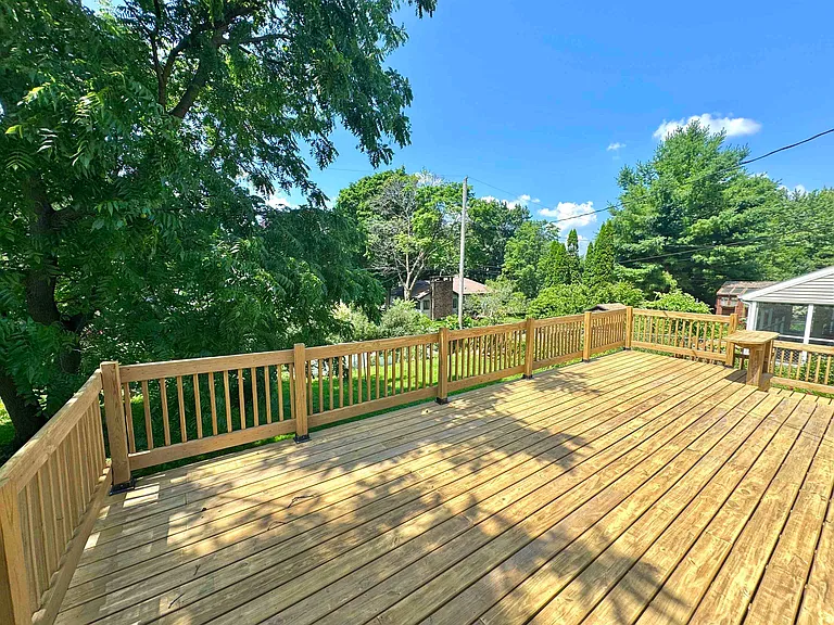 222 S Midvale Blvd — Photo 8