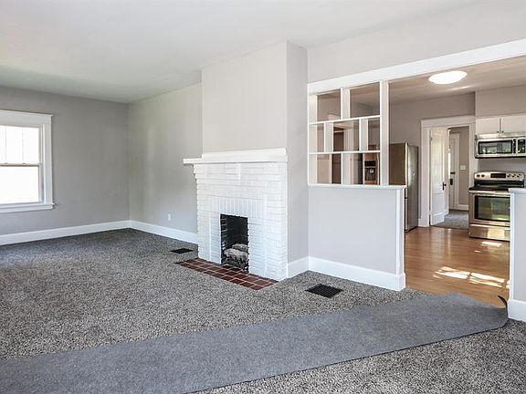 5th image of 2303 Superior Ave