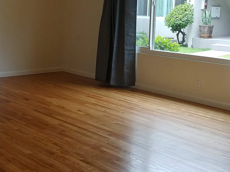 1714 Grevelia St #B — Photo 13