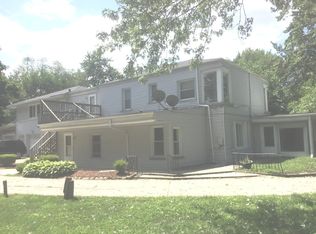 695 E 142nd St, Dolton, IL