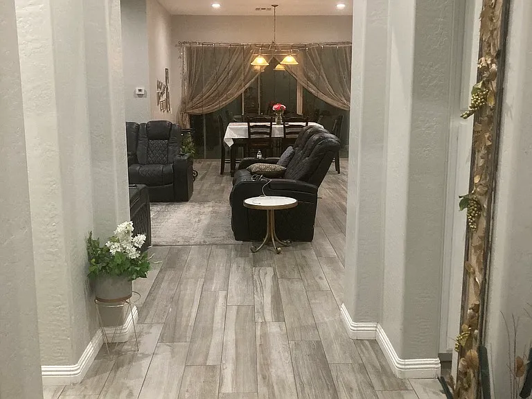 15070 W Windward Ave — Photo 1