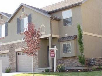 1st image of 2356 Montcalm Dr