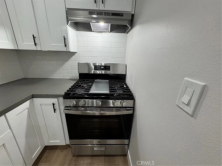10404 Fortrose Ct — Photo 6