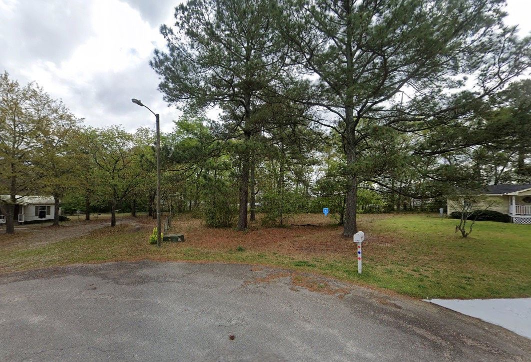 204 Grimes St, Fort Bragg, NC 28307 Zillow