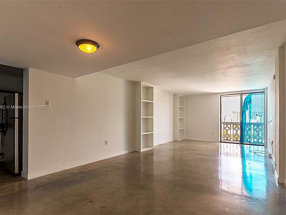 3rd image of 1020 Meridian Ave APT 816