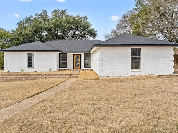 478 Greenwood Ln, Waco, TX 76705