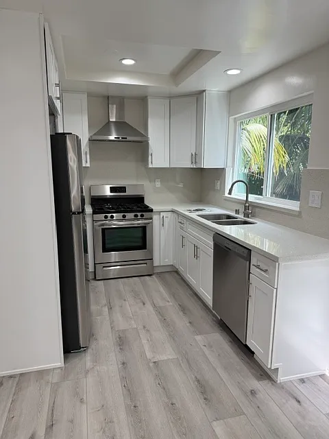 2 bed, 1.5 bath, 1000 sqft, $3,650 — Photo 4