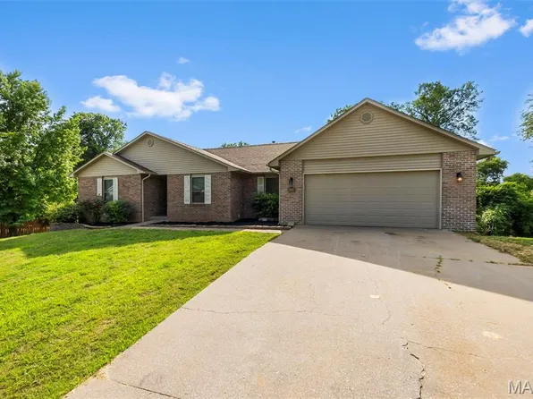 2449 Brittany Dr, Jackson, MO 63755