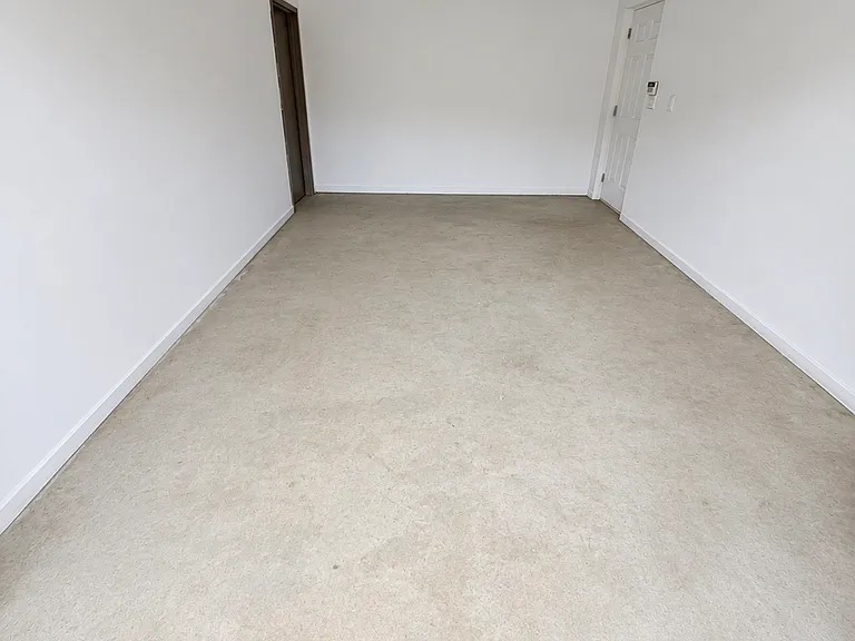 3B Rockwell Ave #3B — Photo 10