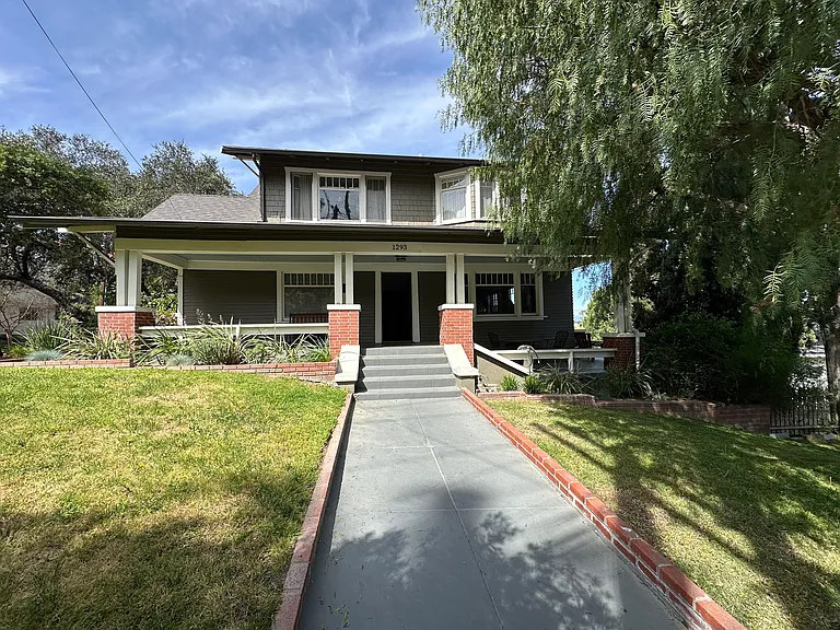 1293 Boynton St — Photo 3