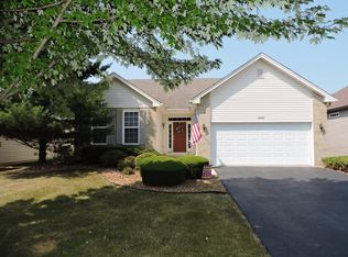 17140 Mendota Dr, Lockport, IL 60441