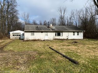 2079 Mattingly Rd, Hinckley, OH 44233