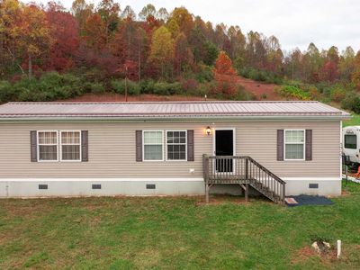 1737 Blueville Dr, Grafton, WV, 26354