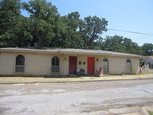 1st image of 402 NW 22nd St