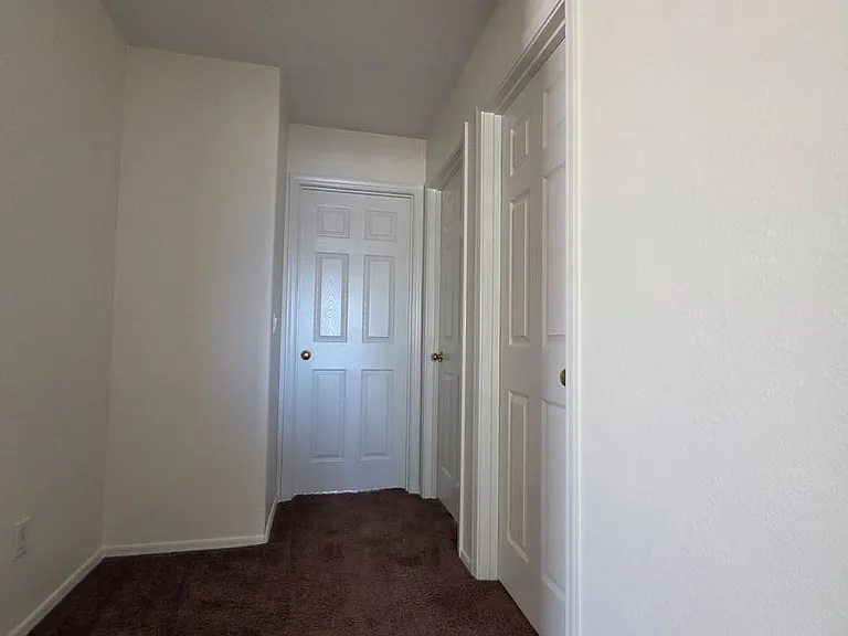 22257 N Gibson Dr — Photo 36