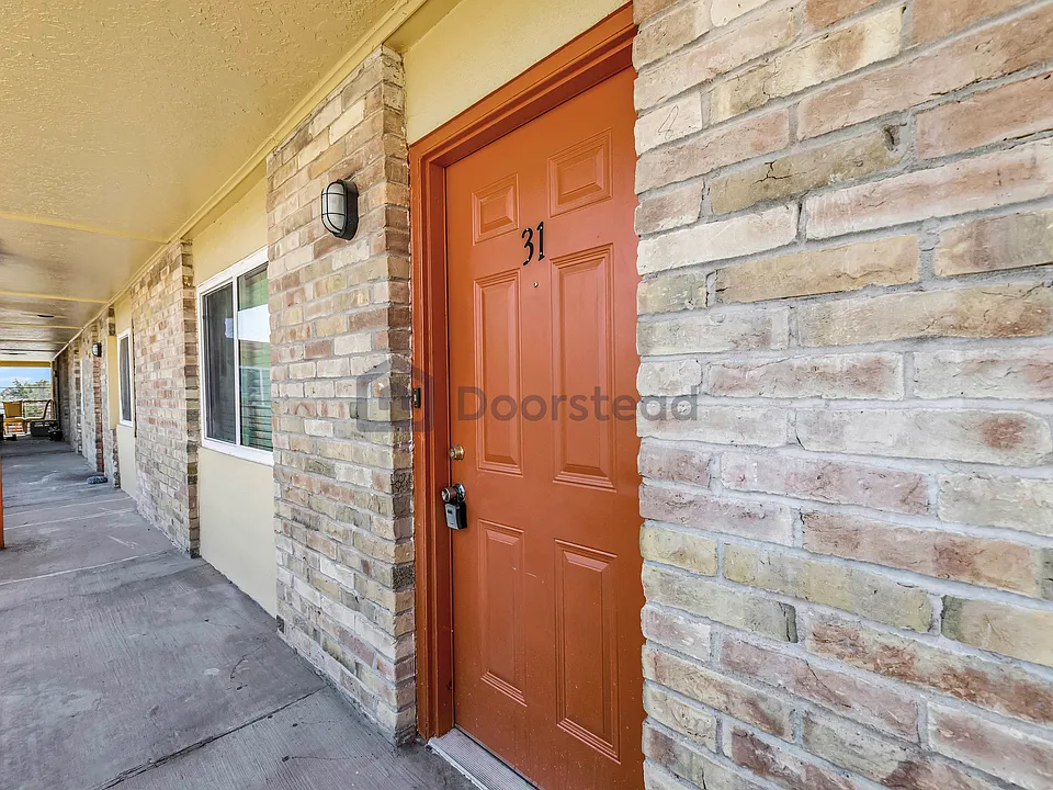 9400 Montrose Ct #31