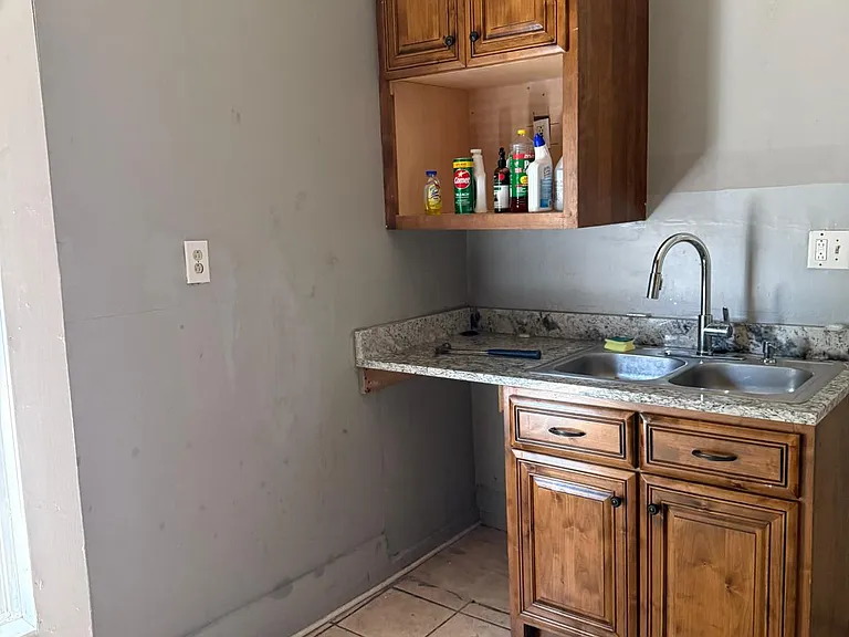 316 Stockton St — Photo 30