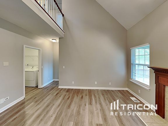 2nd image of 211 Iroquois Dr