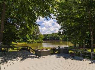 2301 Baytree Dr, Greensboro, NC 27455