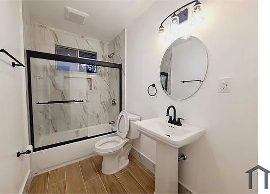 234 S Normandie Ave #4 — Photo 7