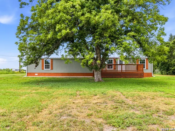 16345 Fm 463, Lytle, TX 78052
