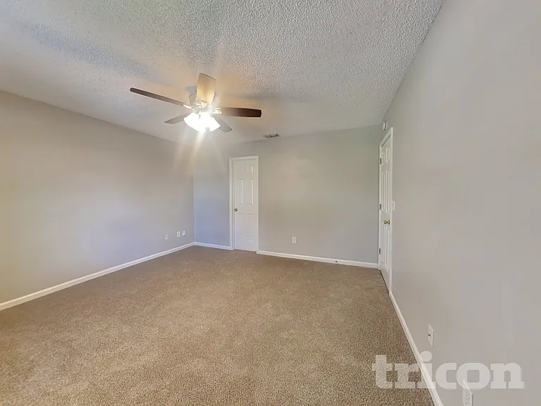 3099 Wavering Ln — Photo 6