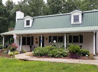 635 Holly Cir, Mount Airy, GA 30563