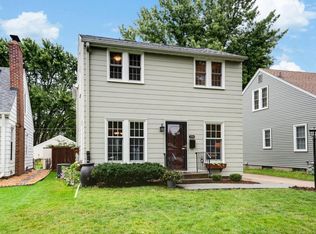 1598 Fernwood St, Saint Paul, MN 55108