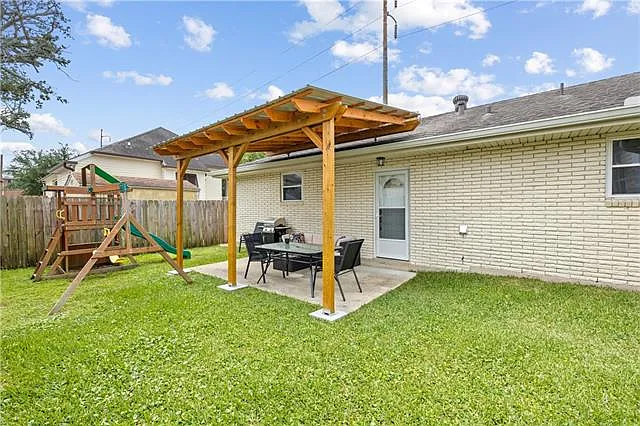 6355 Fleur De Lis Dr — Photo 27