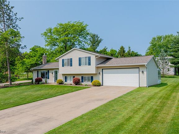 2nd image of 8144 Elaine Dr