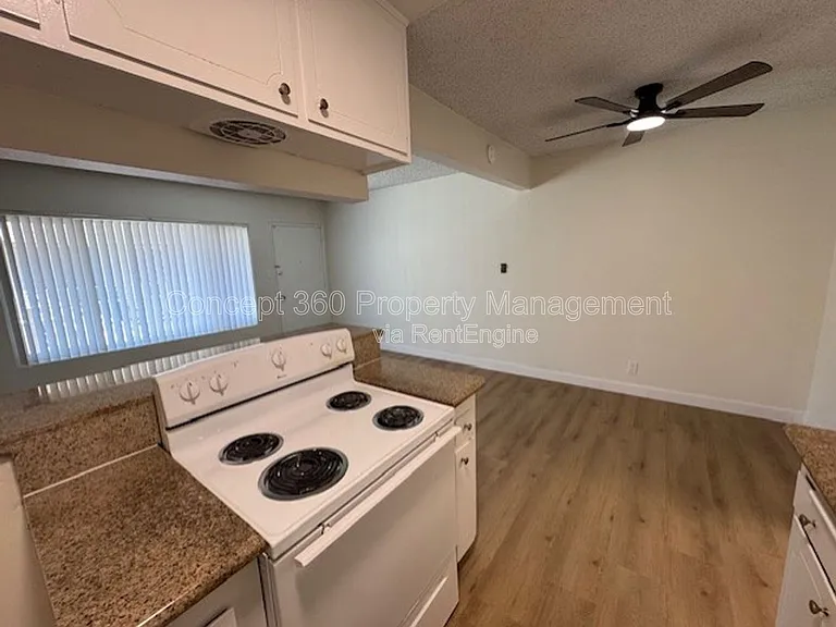 1021 Ohio Ave #7 — Photo 12
