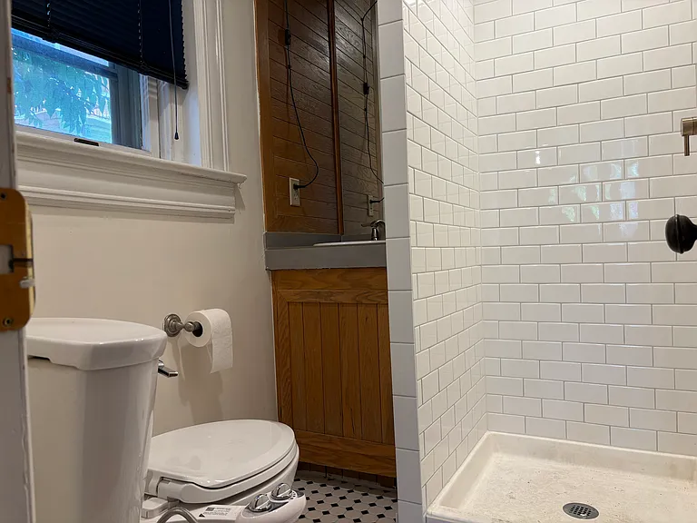 1249 York St #1 — Photo 9