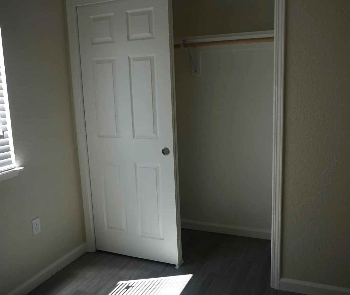 2 bed, $1,800 — Photo 3