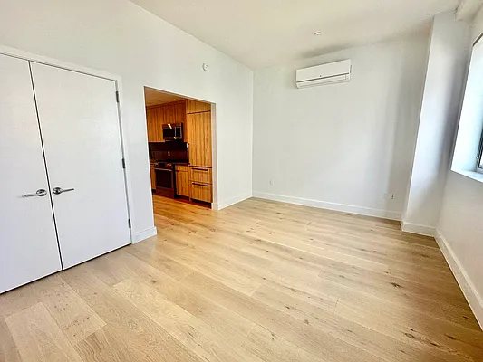 Rented by MaxInvest Real Estate, Inc. | media 12