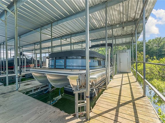 4th image of 9172 Wedgewood Rd #3