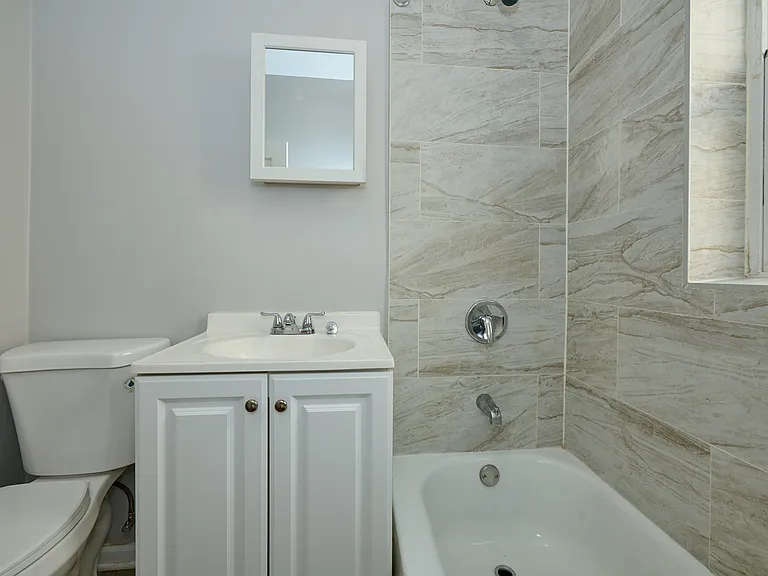 6322 N Albany Ave #1W — Photo 9