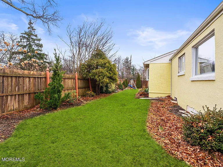 128 Beechwood Ave — Photo 23