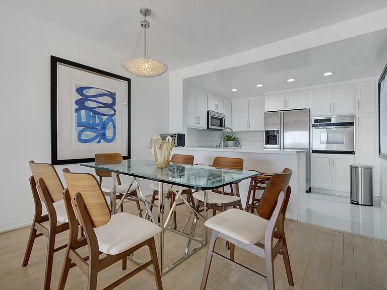 18111 Coastline Dr #2 — Photo 16