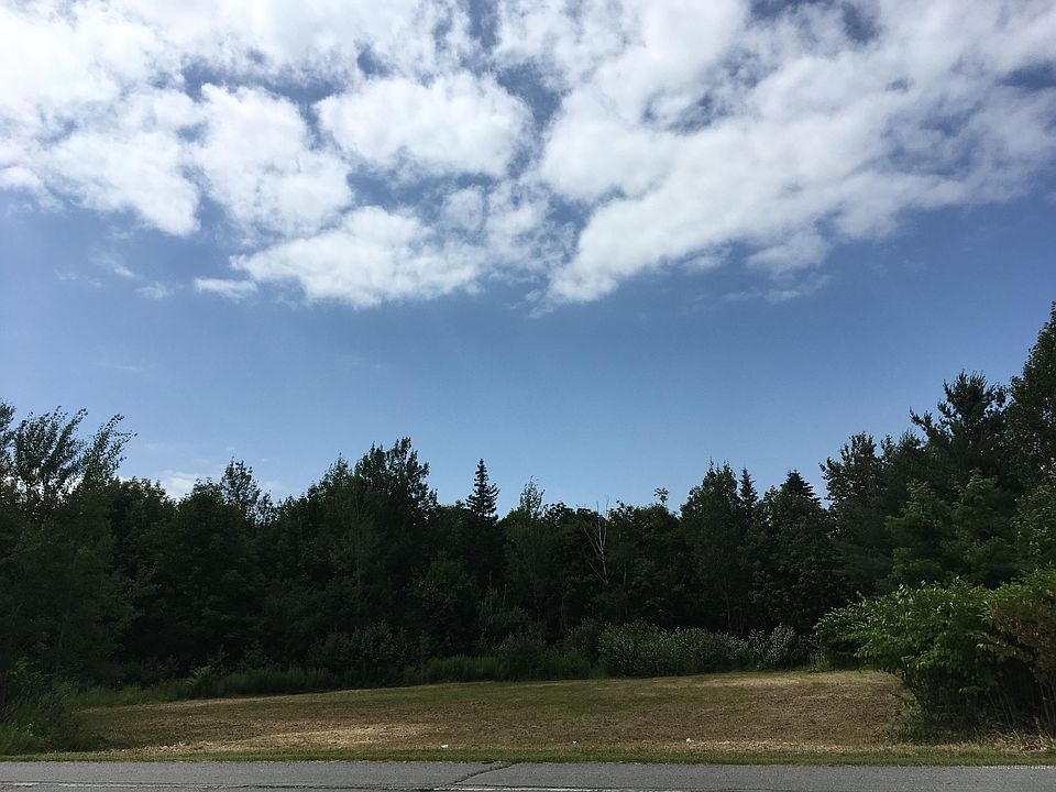 2nd image of 322 Dover Rd