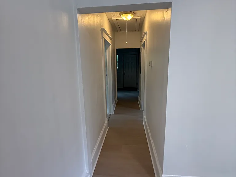 1740 Taylor Ave — Photo 5