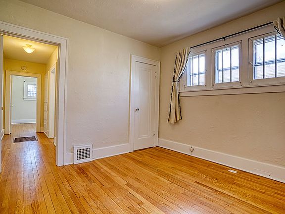 5th image of 2043 S Clayton St