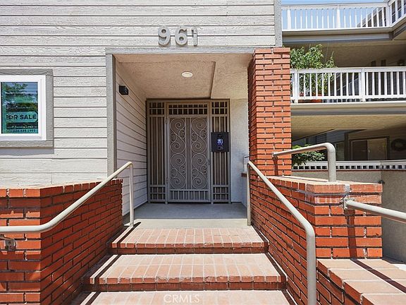 4th image of 961 E California Blvd Unit 327