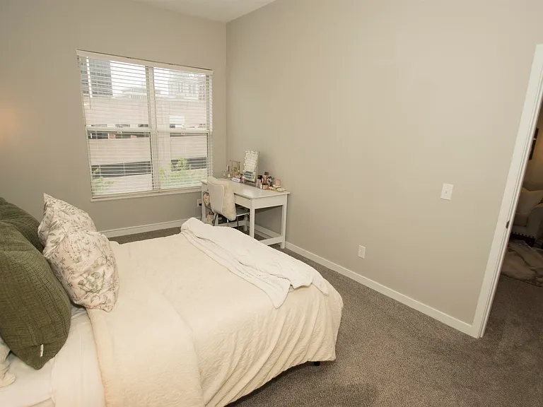 113 W Wayne St #404 — Photo 14