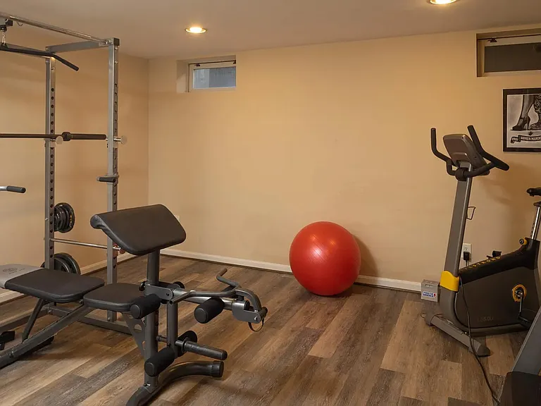 1719 Wood Carriage Way — Photo 10