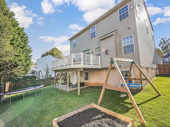 5th image of 15575 Catamaran Ct