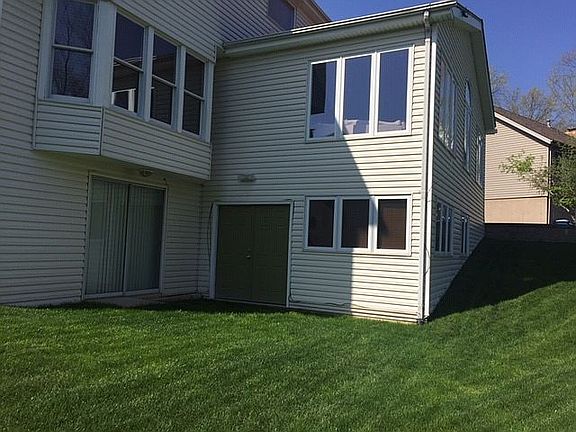 4th image of 213 W Manor Dr