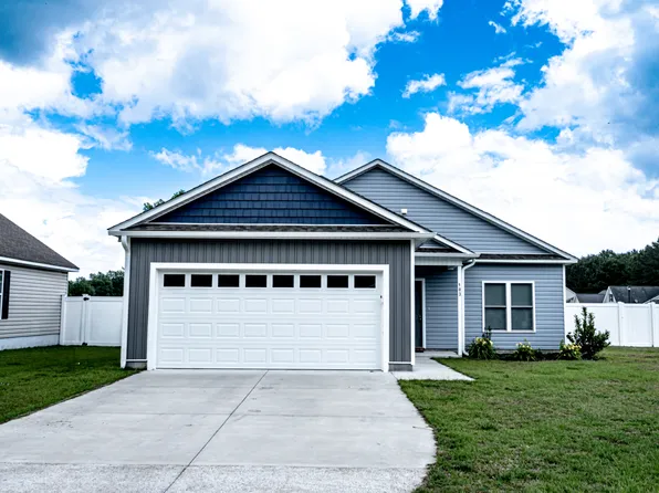 103 Crooked Run Dr, New Bern, NC 28560