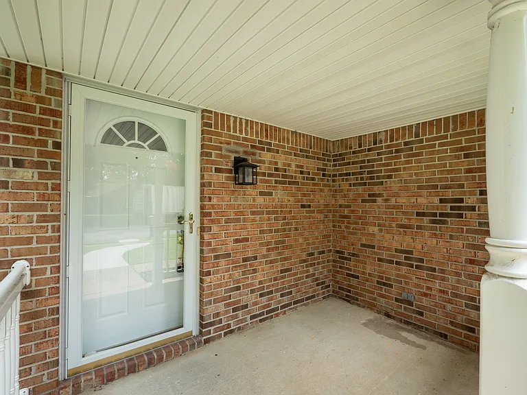 1768 Olympic Dr — Photo 30