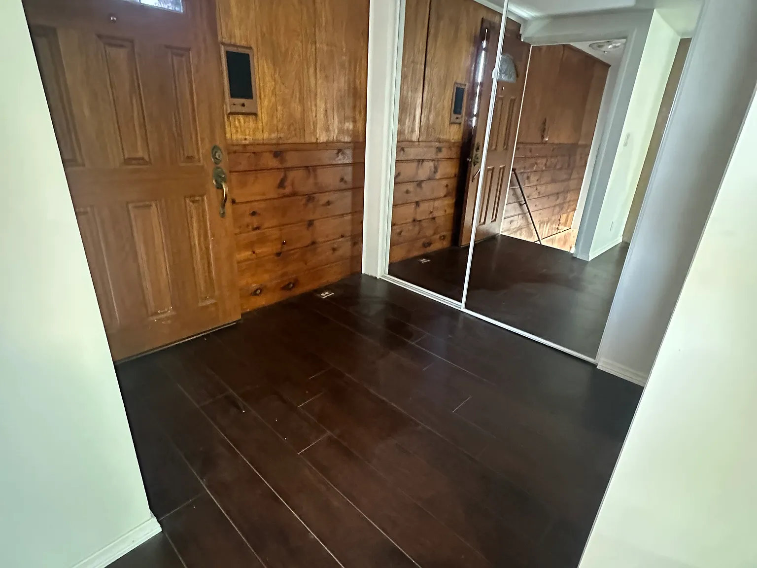 929 Terraine Ave — Photo 3