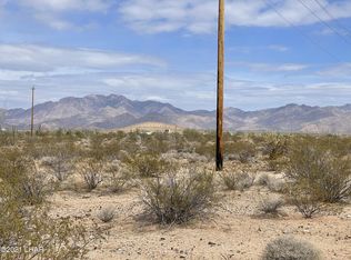 12716 Alamo Rd, Yucca, AZ 86438